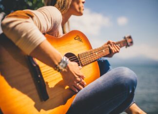 Gode og sjove ting ved at spille på guitar guitar